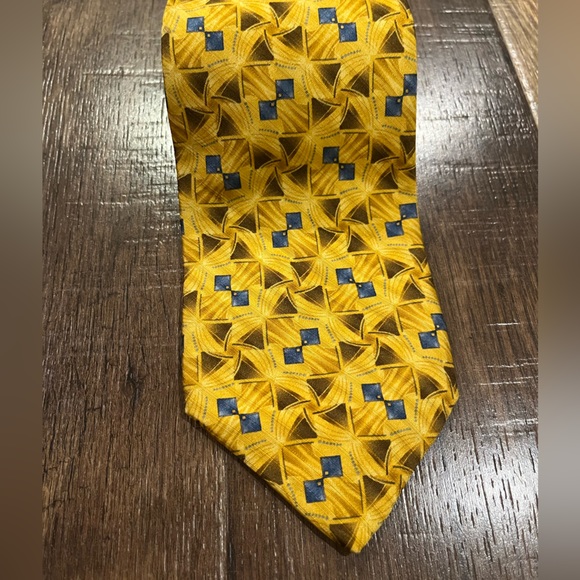 Robert Talbott Best Of Class Gold Silk Tie USA Made - Picture 2 of 10